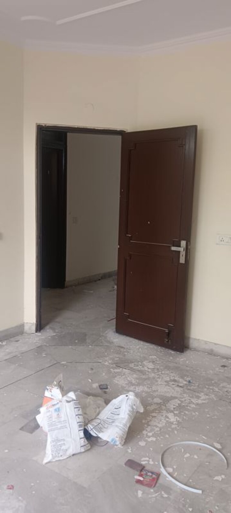 Room, chittaranjan park 3 Bedroom 1350 Sq.Ft. Apartment In Chittaranjan Park Delhi 10292409