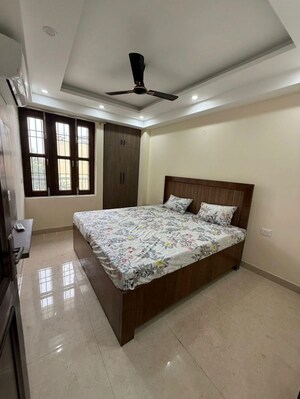 Bedroom in 2 BHK Apartment at Chattarpur – for Rent
