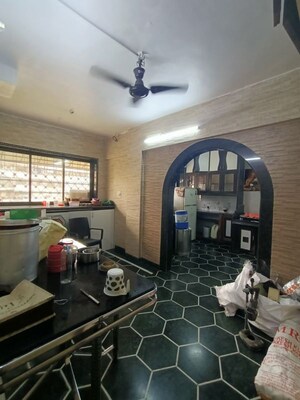 Parking in 4 BHK Apartment at Mahavir Sadan Dombivli, Dombivli West – for Rent