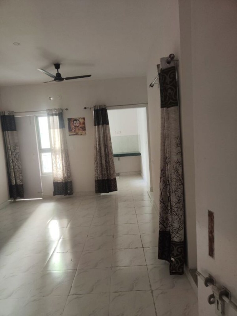Room, gomti nagar 2 Bedroom 840 Sq.Ft. Apartment In Gomti Nagar Lucknow 10292421