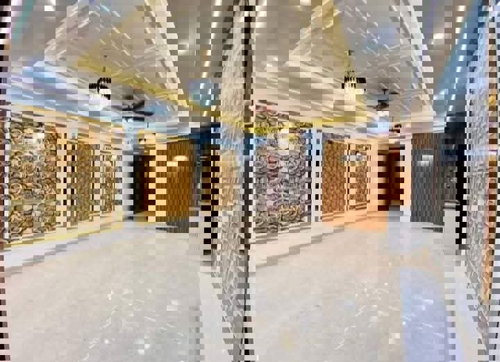 Bedroom in 3 BHK Apartment at Saket – for Rent