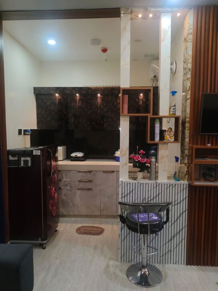 Kitchen, fusion-ufairia Commercial Office Space 592 Sq.Ft. In Sector 16b Greater Noida Greater Noida 10292380