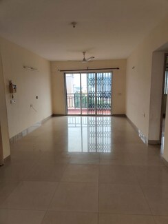 2 BHK + Pooja Room,Servant Room,Extra Room Apartment For Rent in Madhuban Satin Brick