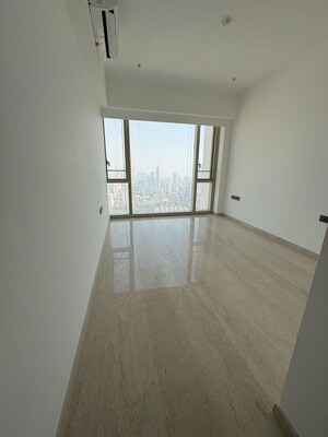 Room in 3 BHK Apartment at Lodha Kiara, Worli – for Sale