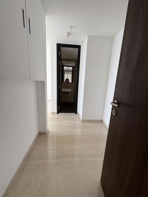 Room in 3 BHK Apartment at Lodha Kiara, Worli – for Sale