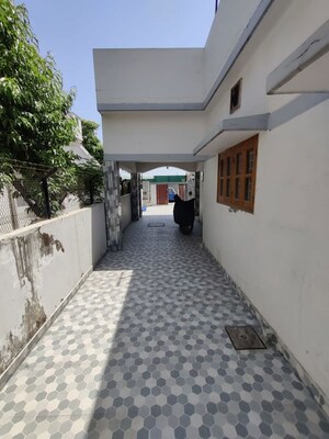 Parking in 4 BHK Independent House at Dehradun Cantt – for Sale