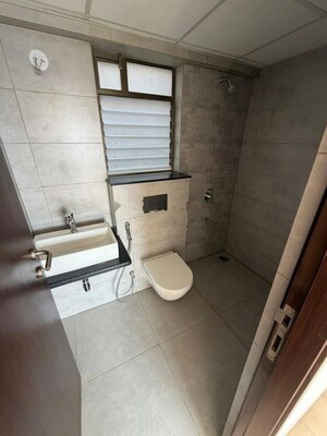 Bathroom in 1 BHK Apartment at Mahindra Alcove, Chandivali – for Rent