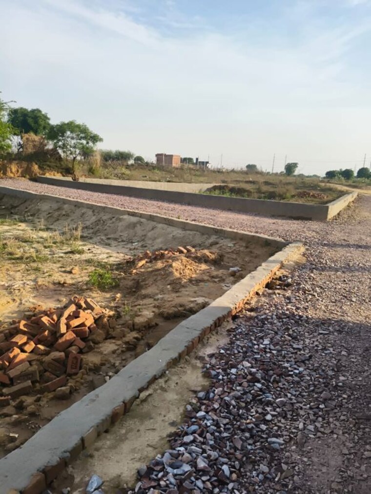 undefined, saini  100 Sq.Yd. Plot In Saini Greater Noida 10292627