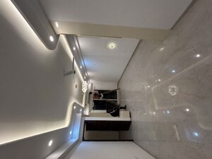 Furnished Amenities in 3 BHK Builder Floor at Smart World Orchard, Sector 61 – for Rent