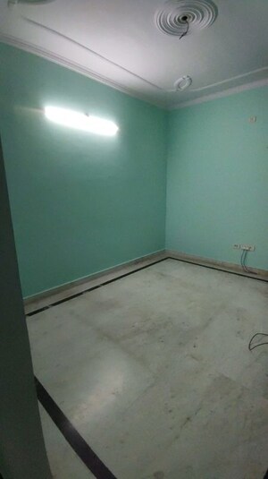 Room in 2 BHK Independent House at Awas Vikas, Gomti Nagar – for Rent