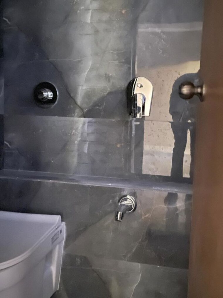 Bathroom, haware-intelligentia-axis 1 Bedroom 481 Sq.Ft. Apartment In Borivali East Mumbai 10292755