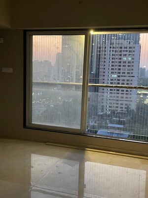 Room in 1 BHK Apartment at Haware Intelligentia Axis, Borivali East – for Rent