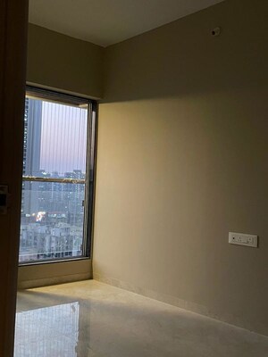 Room in 1 BHK Apartment at Haware Intelligentia Axis, Borivali East – for Rent