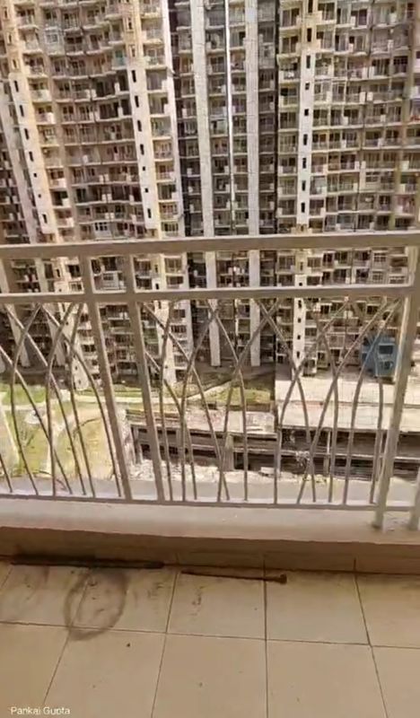 2 BHK Apartment For Rent in Mahagun Mywoods II