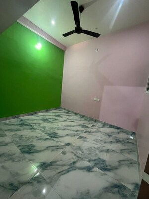 Room in 1 BHK Independent House at Amanaka – for Rent