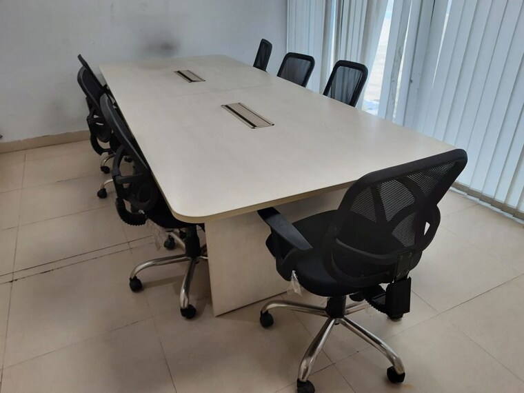Team Area, sector 63 Commercial Office Space 1900 Sq.Ft. In Sector 63 Noida 10292989