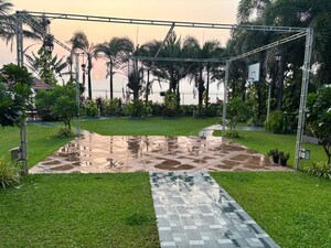 6+ BHK Independent House – Exterior View View at Marve - for Rent