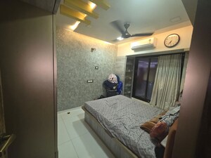 Bedroom in 3 BHK Apartment at DLF The Skycourt, Sector 86 – for Rent