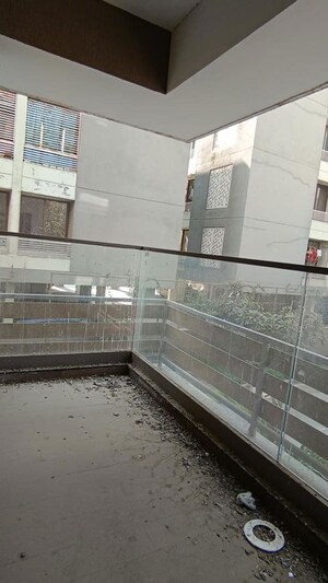 Balcony in 1 BHK Builder Floor at Shalimar Garden Extension I – for Sale