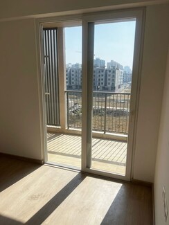 3 BHK + Servant Room Apartment For Rent in DLF Gardencity Enclave
