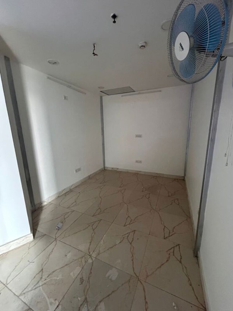 Bathroom, supertech-ecovillage-ii 2 Bedroom 890 Sq.Ft. Apartment In Sector 16b Greater Noida Greater Noida 10293279