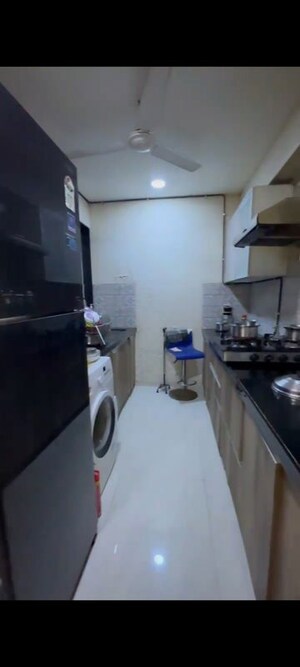 Team Area in 2 BHK Apartment at Supreme 19, Lokhandwala – for Rent