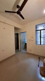 1 BHK 30 Sq.Mt. Apartment in Sector 10 Greater Noida