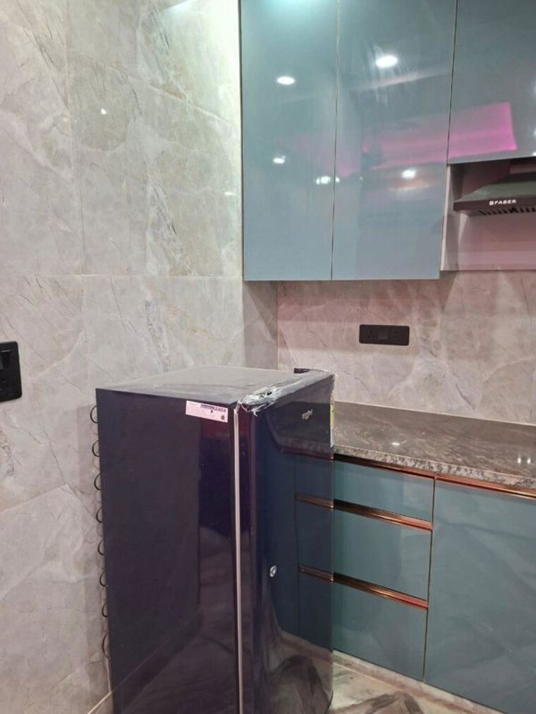 Kitchen, sushant lok i 2 Bedroom 100 Sq.Yd. Builder Floor In Sushant Lok I Gurgaon 10293184