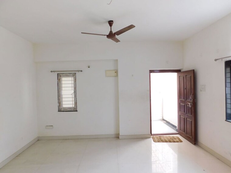 Room, sriram nagar 3 Bedroom 2000 Sq.Ft. Builder Floor In Sriram Nagar Hyderabad 10293301
