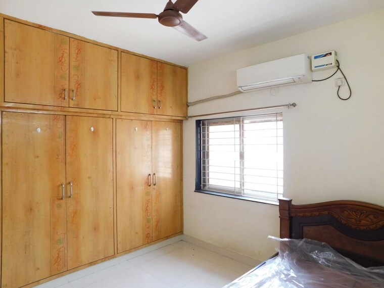 Room, sriram nagar 3 Bedroom 2000 Sq.Ft. Builder Floor In Sriram Nagar Hyderabad 10293301