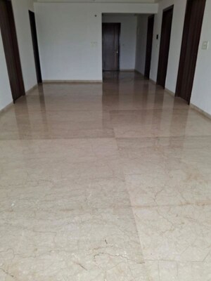 Room in 4 BHK Apartment at Adani Group Western Heights, Andheri West – for Sale