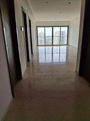 Room in 4 BHK Apartment at Adani Group Western Heights, Andheri West – for Sale