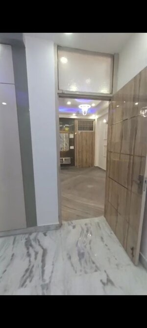Bathroom in 2 BHK Builder Floor at Indirapuram Shakti Khand 1 – for Rent