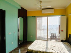 3 BHK + Servant Room Apartment For Sale in Microtek Greenburg