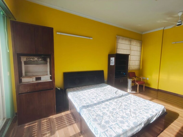 Bedroom, microtek-greenburg 3 Bedroom 2285 Sq.Ft. Apartment In Sector 86 Gurgaon 10293456