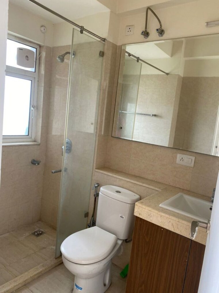 Bathroom, dlf-regal-gardens 4 Bedroom 2223 Sq.Ft. Apartment In Sector 90 Gurgaon 10293664