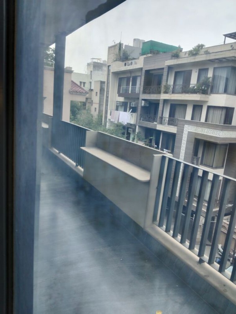 Balcony, sarita vihar 1 RK 500 Sq.Ft. Apartment In Sarita Vihar Delhi 10293676