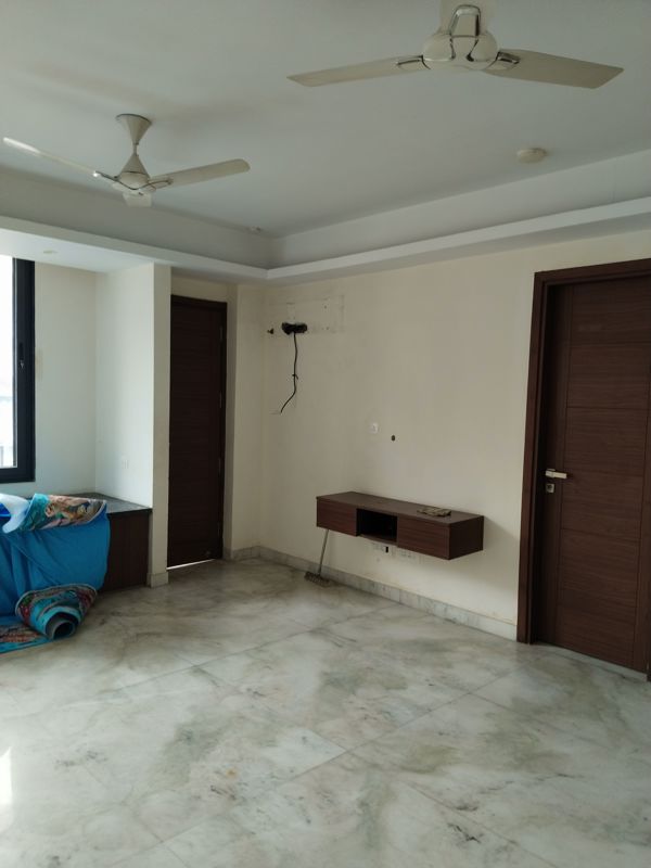 1 Rk+ Store Room Apartment For Rent in Sarita Vihar