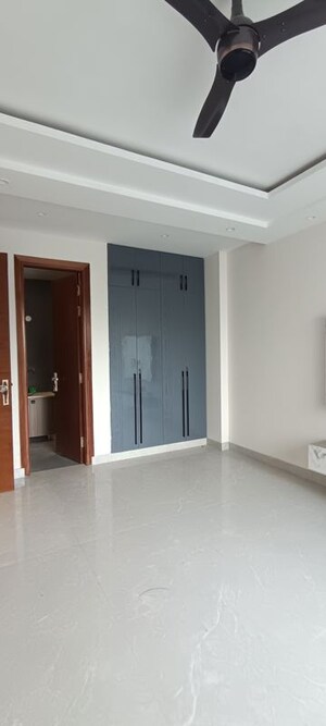 Room in 4 BHK Builder Floor at Puri Aman Vilas, Sector 89 – for Sale