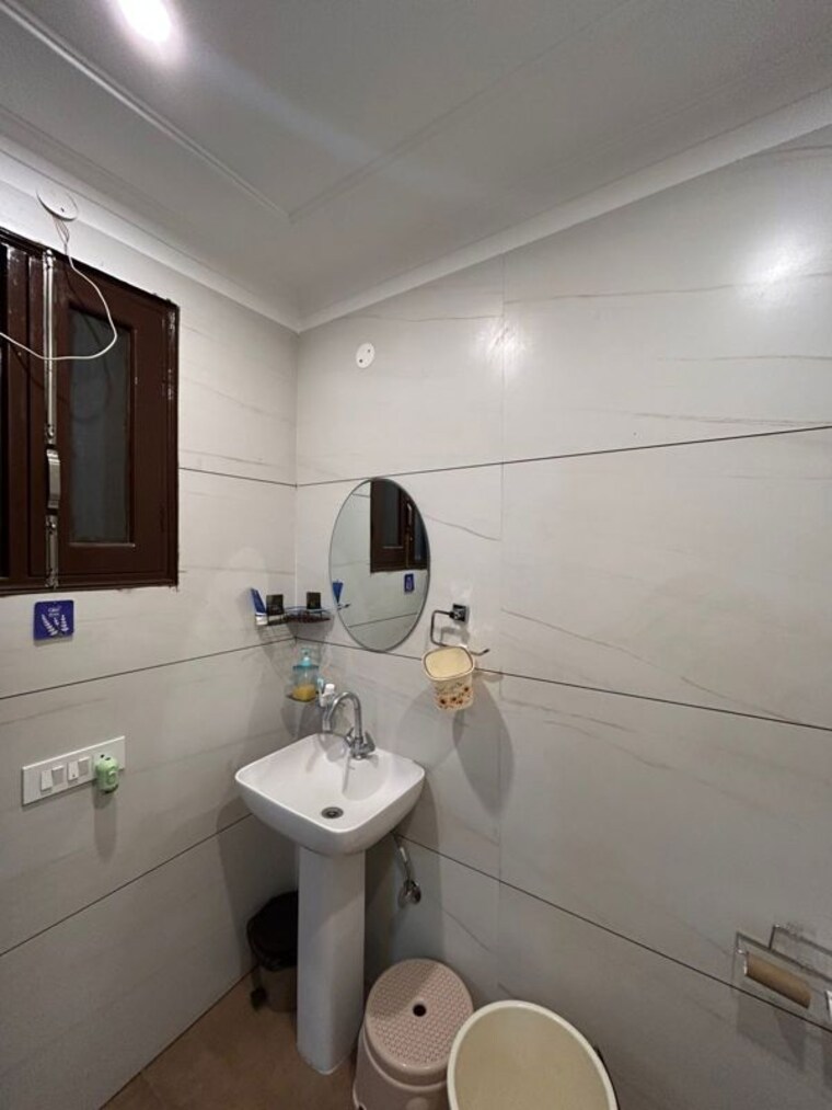 Bathroom, noble-aurellia 2 Bedroom 200 Sq.Yd. Builder Floor In Sector 88 Mohali 10293765