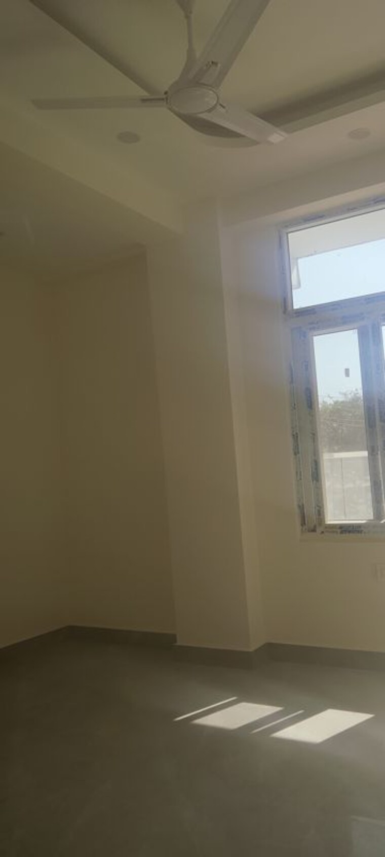 Room, sector 81 2 Bedroom 1050 Sq.Ft. Builder Floor In Sector 81 Noida 10293761