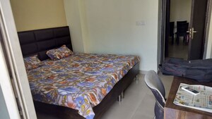 Room in 3 BHK Apartment at Assotech Windsor Court, Sector 78 – for Rent