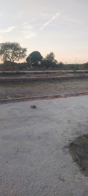  Plot For Sale in Gomti Nagar