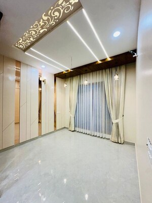 Room in 4 BHK Independent House at Sector 126 – for Sale