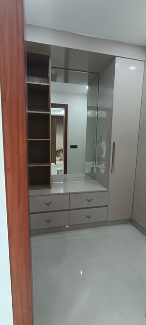 Bathroom in 4 BHK Builder Floor at TDI The Retreat, Sector 89 – for Sale