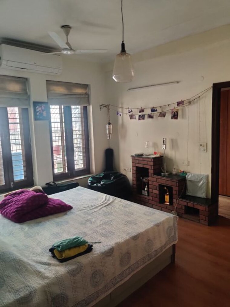 Bedroom, sector 35 3 Bedroom 2500 Sq.Ft. Independent House In Sector 35 Noida 10293996