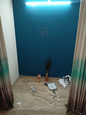 Bedroom in 4 BHK Apartment at Shivalik Paradise, Ambawadi – for Rent