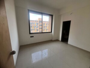 Room in 3 BHK Apartment at Vastral – for Rent