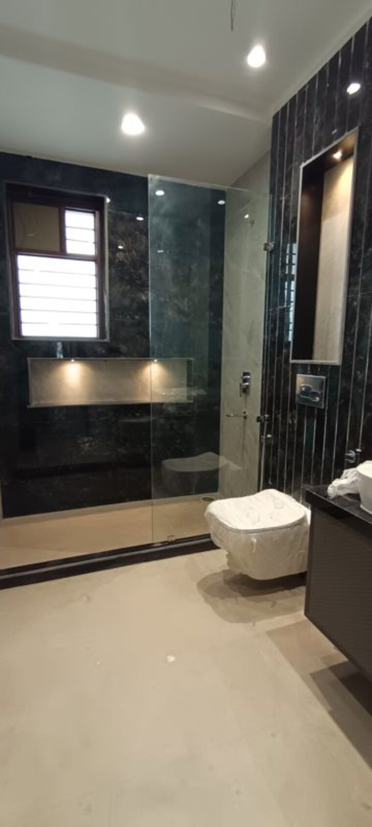 Bathroom, tdi-the-retreat 4 Bedroom 500 Sq.Yd. Builder Floor In Sector 89 Faridabad 10294359