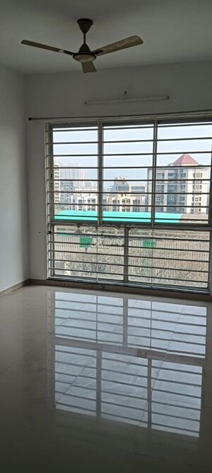 Balcony in 3 BHK Apartment at Sheth Vasant Lawns, Laxmi Nagar – for Rent